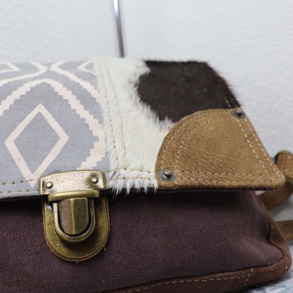 🆕Myra Bag Canvas Messenger Bag Cowhide Purse - Picture 6 of 8